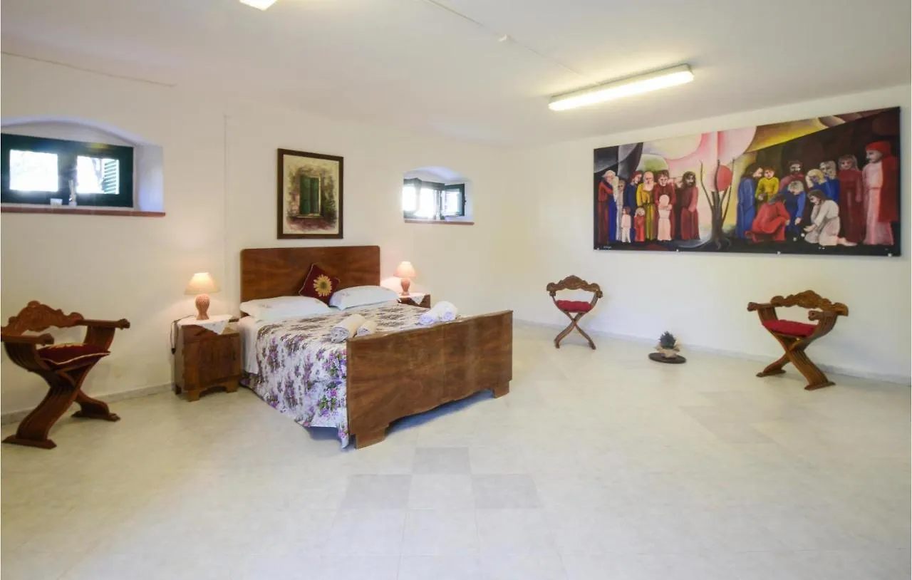 4 Bedroom Lovely Home In Santa Luce Holiday home