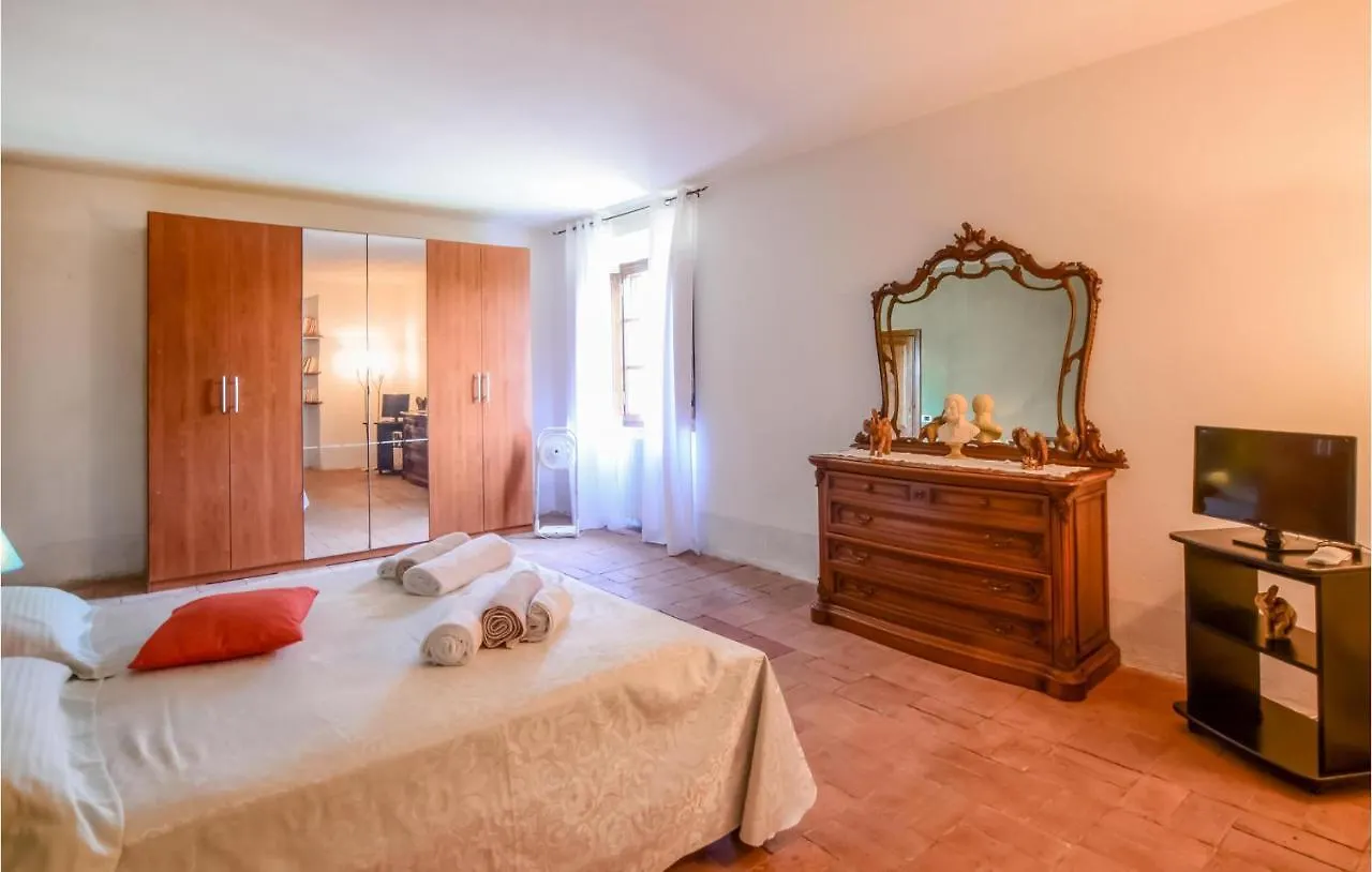 4 Bedroom Lovely Home In Santa Luce Holiday home
