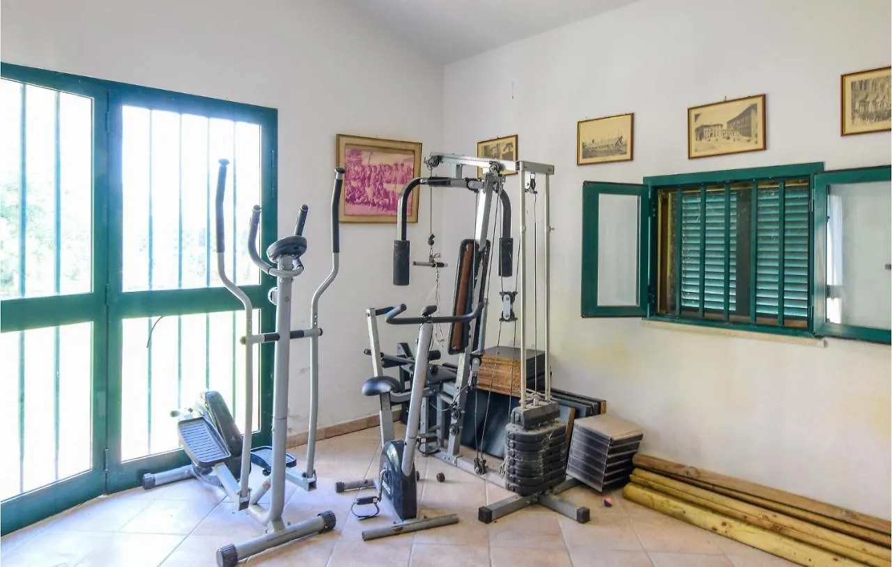 4 Bedroom Lovely Home In Santa Luce Italy