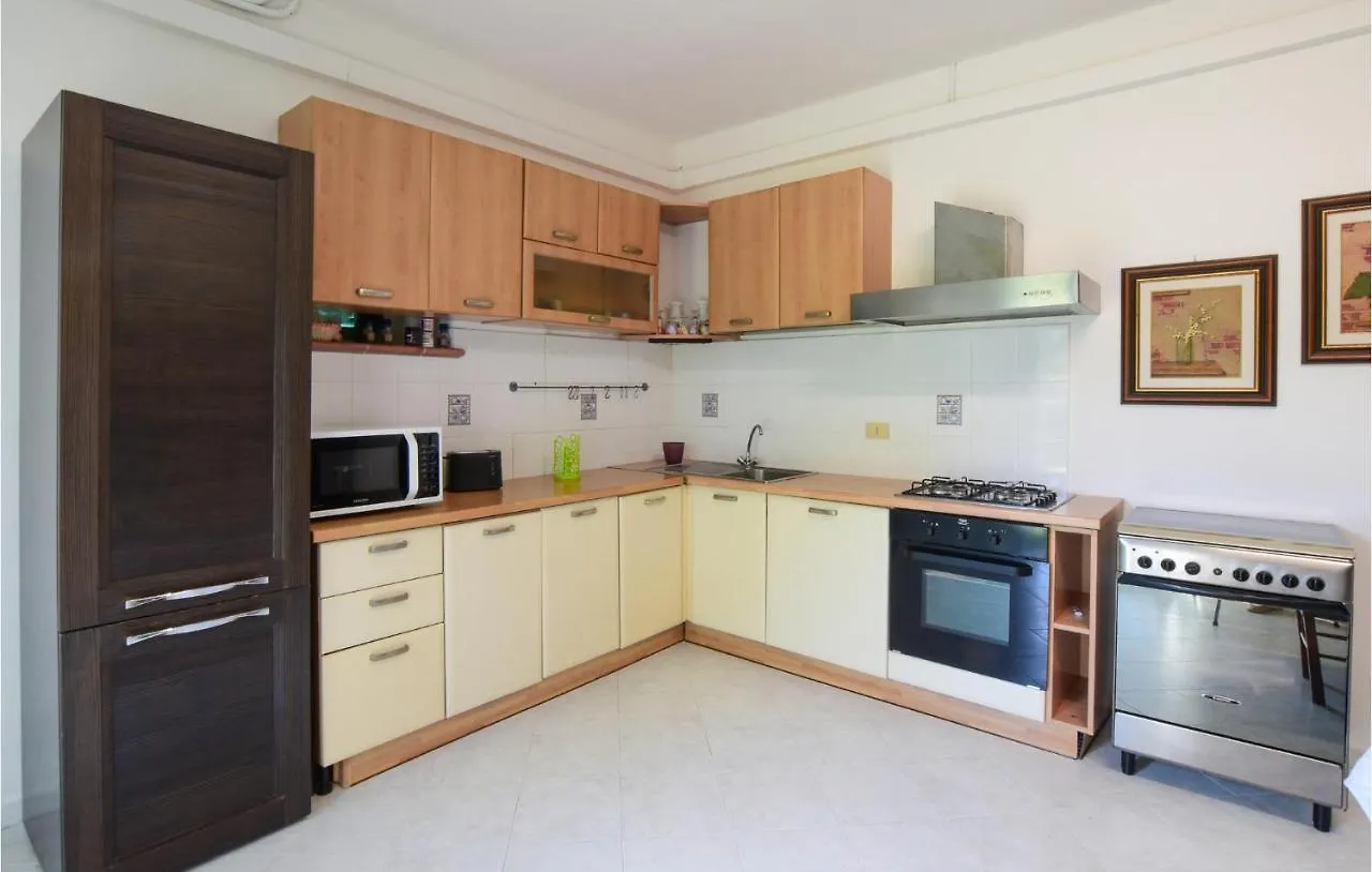4 Bedroom Lovely Home In Santa Luce